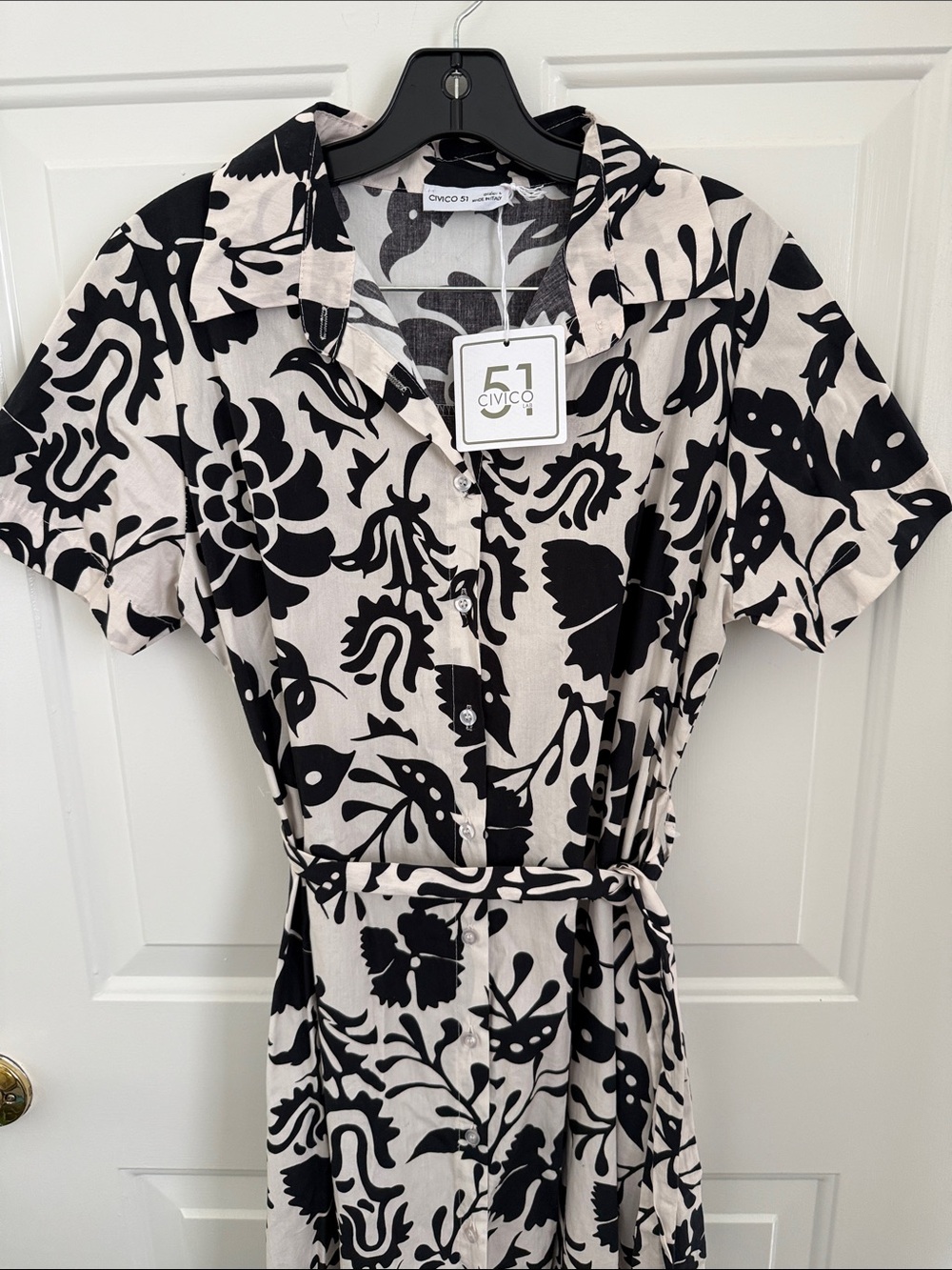 Civico 51 Italy Black & White Floral Shirt Dress - Size Large